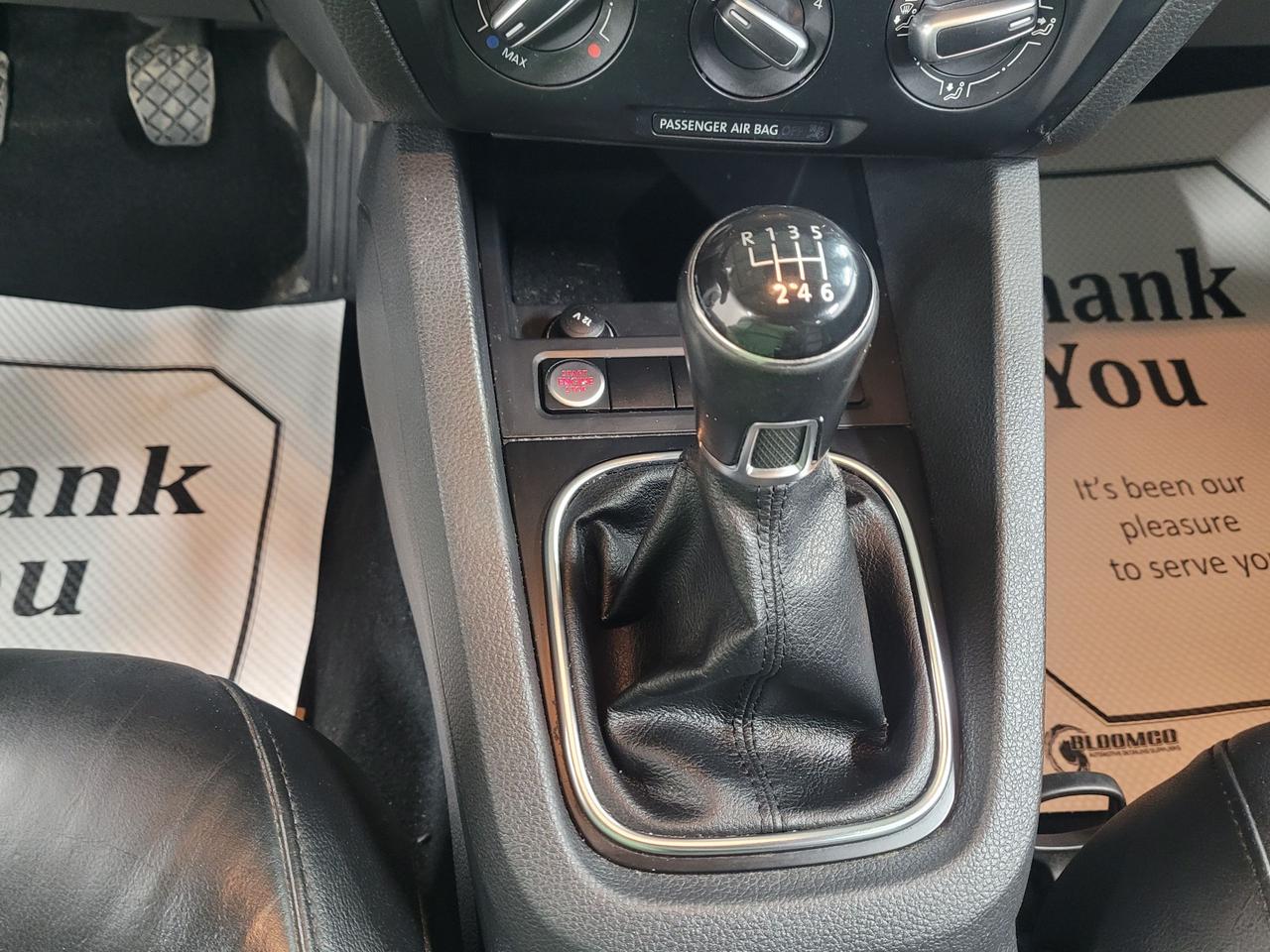 2014 Volkswagen Jetta 4dr 2.0 TDI Man Highline Photo