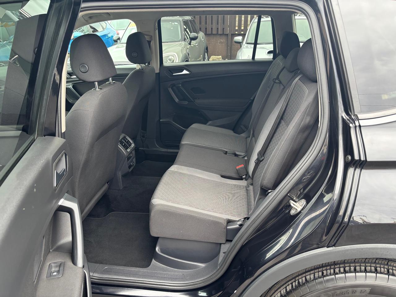 2019 Volkswagen Tiguan Trendline Photo
