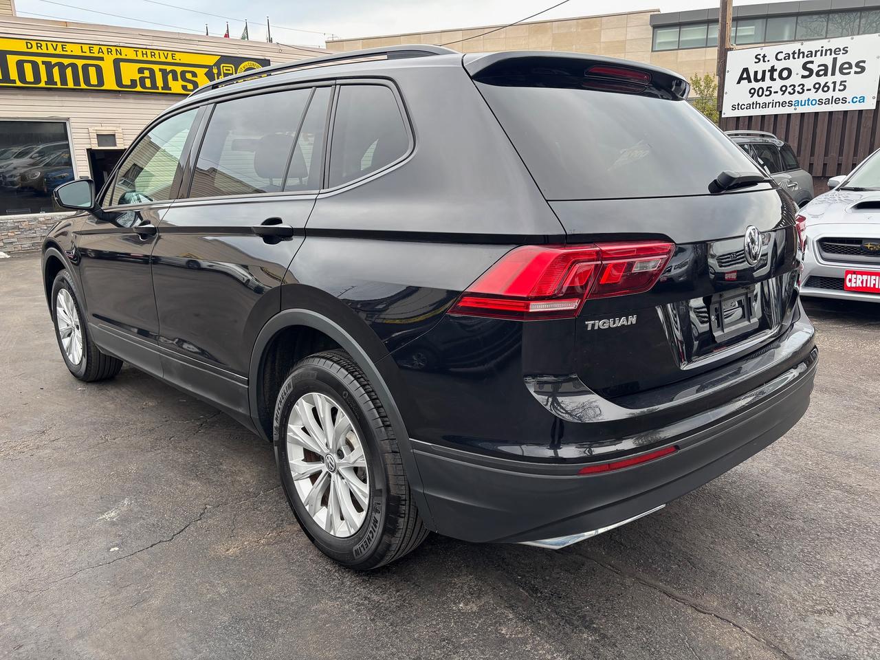 2019 Volkswagen Tiguan Trendline Photo2