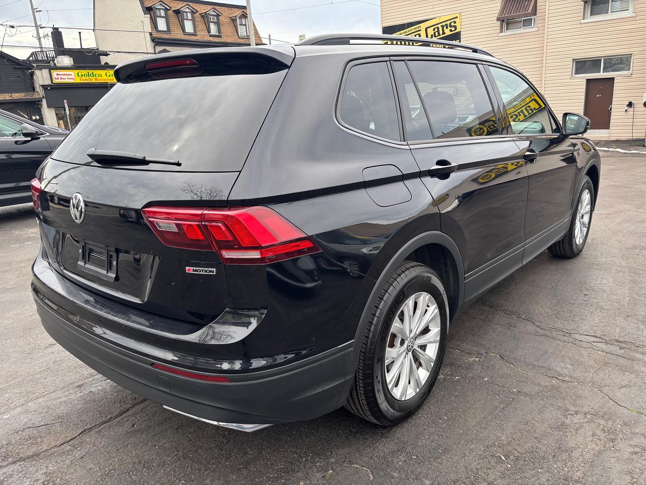 2019 Volkswagen Tiguan Trendline Photo