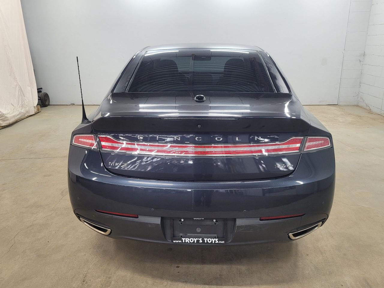 2014 Lincoln MKZ  Photo