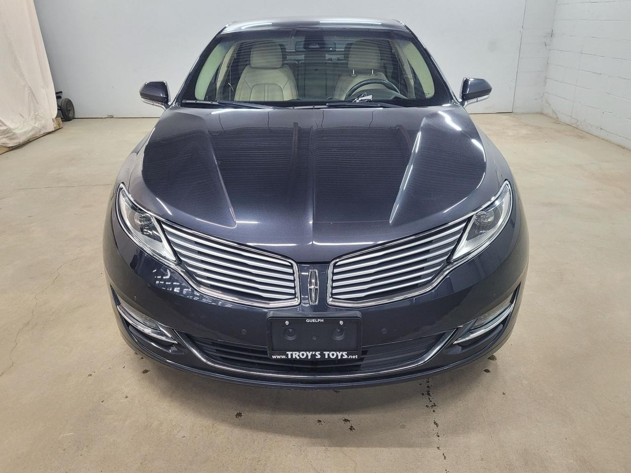 2014 Lincoln MKZ  Photo