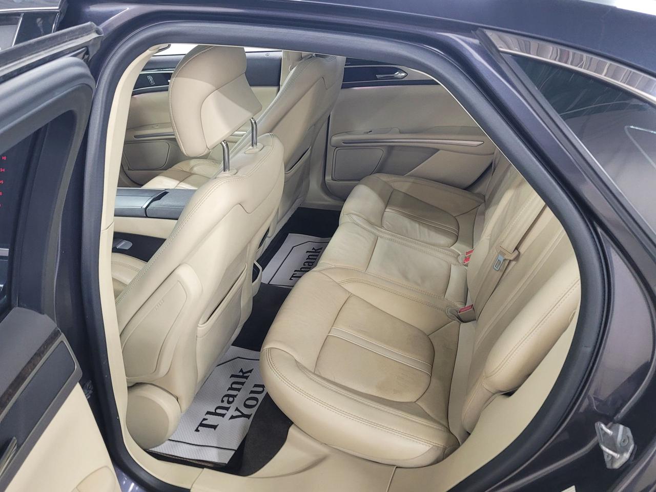 2014 Lincoln MKZ  Photo9