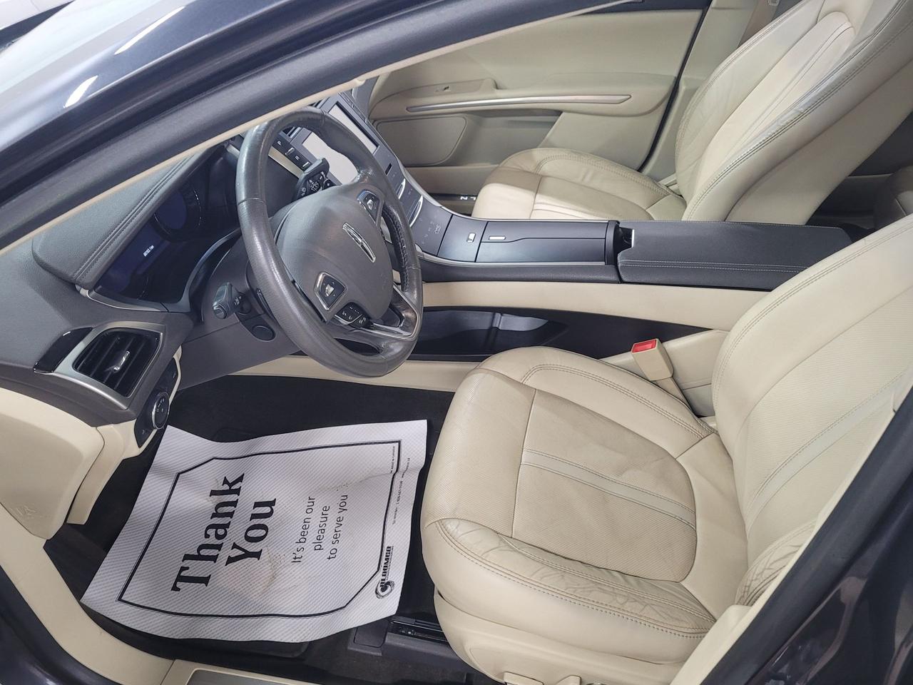 2014 Lincoln MKZ  Photo29