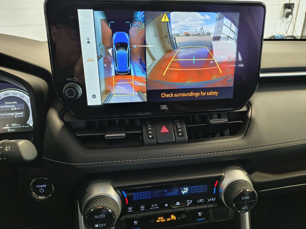 2023 Toyota RAV4 Hybrid Limited Photo