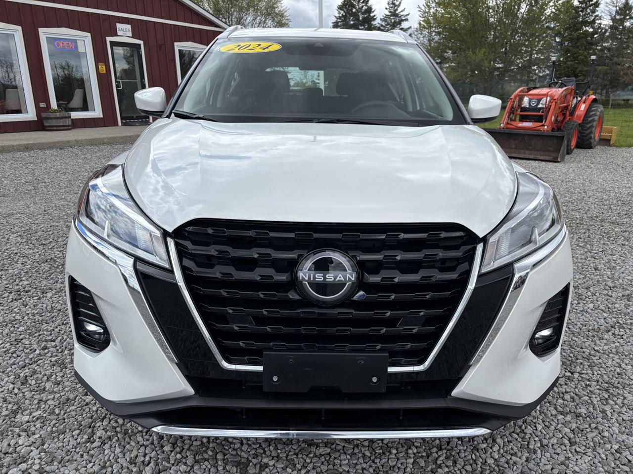 2024 Nissan Kicks SV Photo