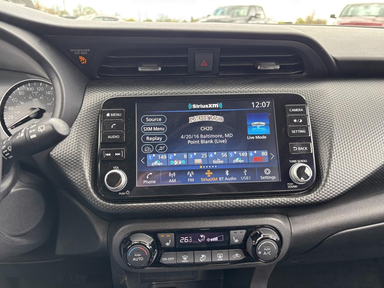 2024 Nissan Kicks SV Photo