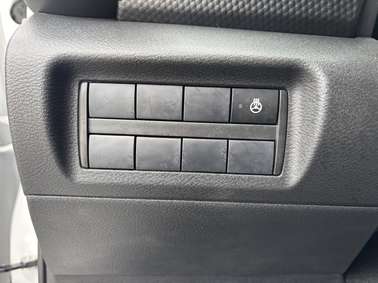 2024 Nissan Kicks SV Photo