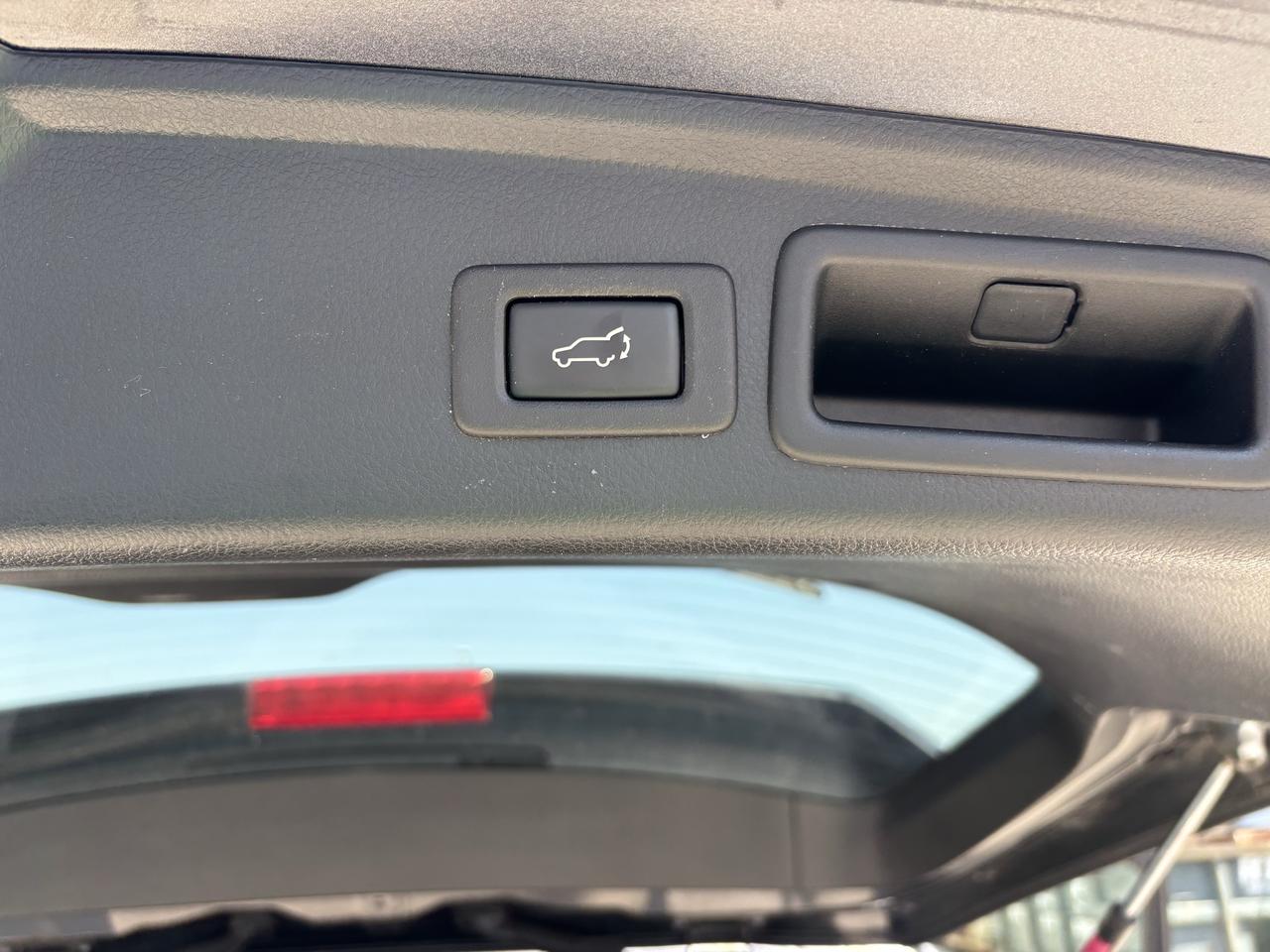 2017 Subaru Forester i Touring - Photo #14
