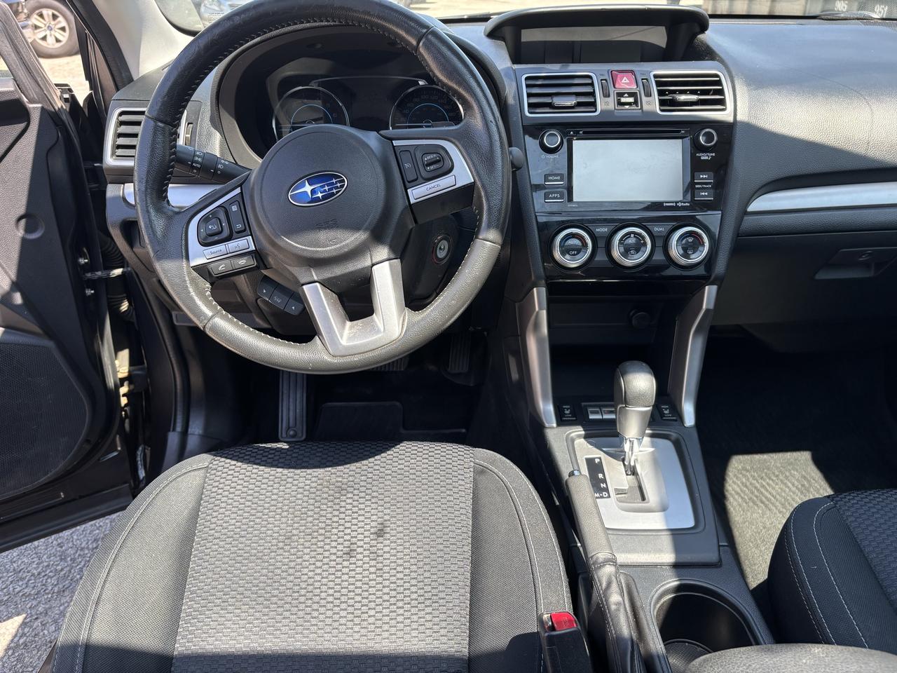 2017 Subaru Forester i Touring Photo