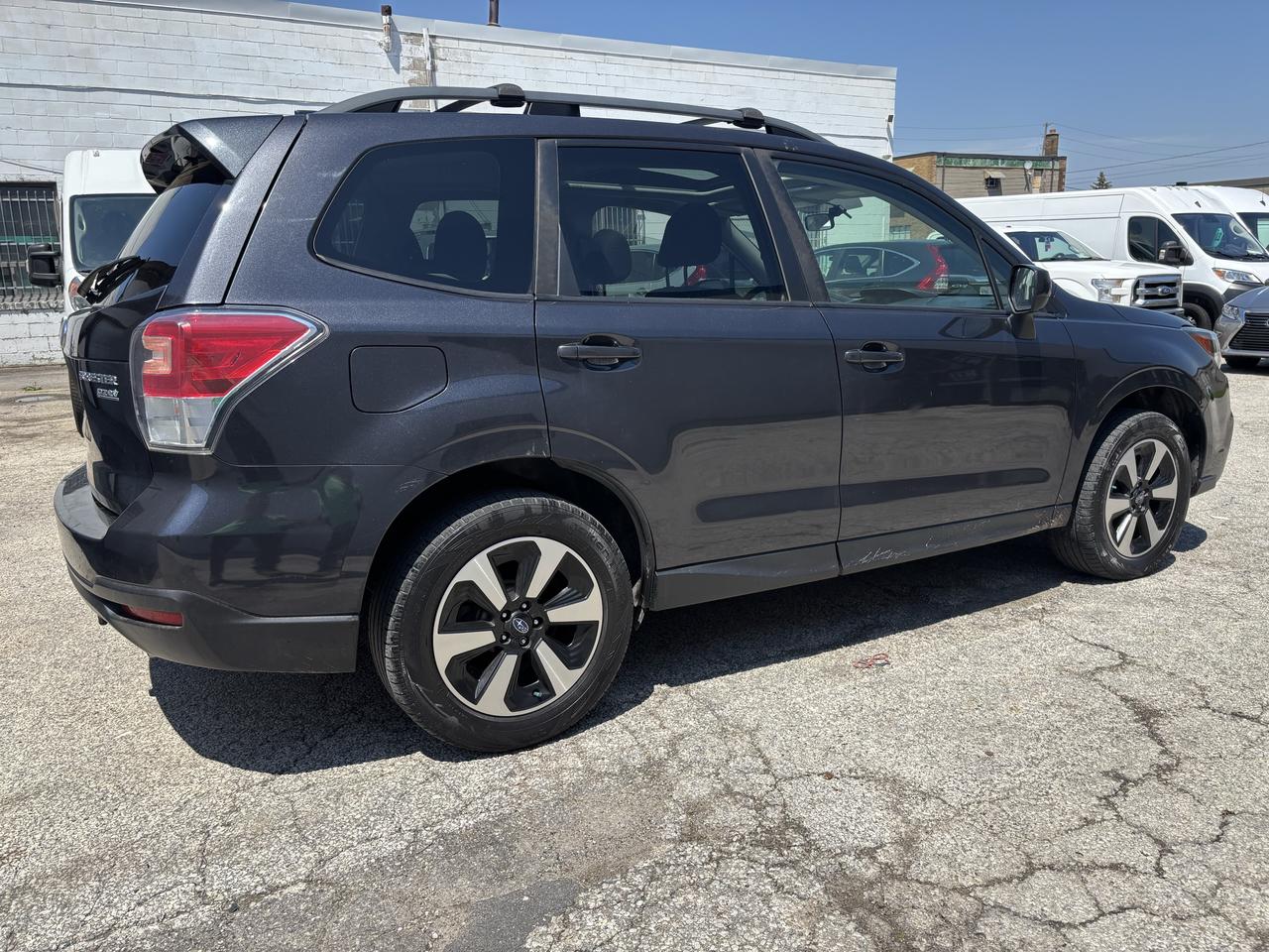 2017 Subaru Forester i Touring - Photo #5