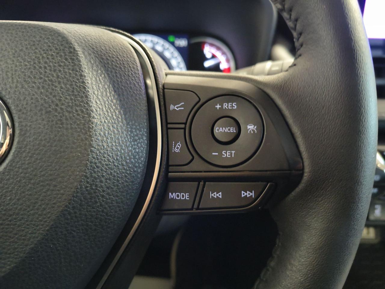 2024 Toyota RAV4 XLE Photo