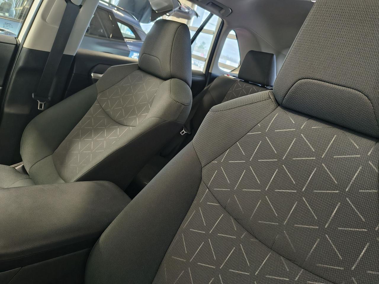 2024 Toyota RAV4 XLE Photo