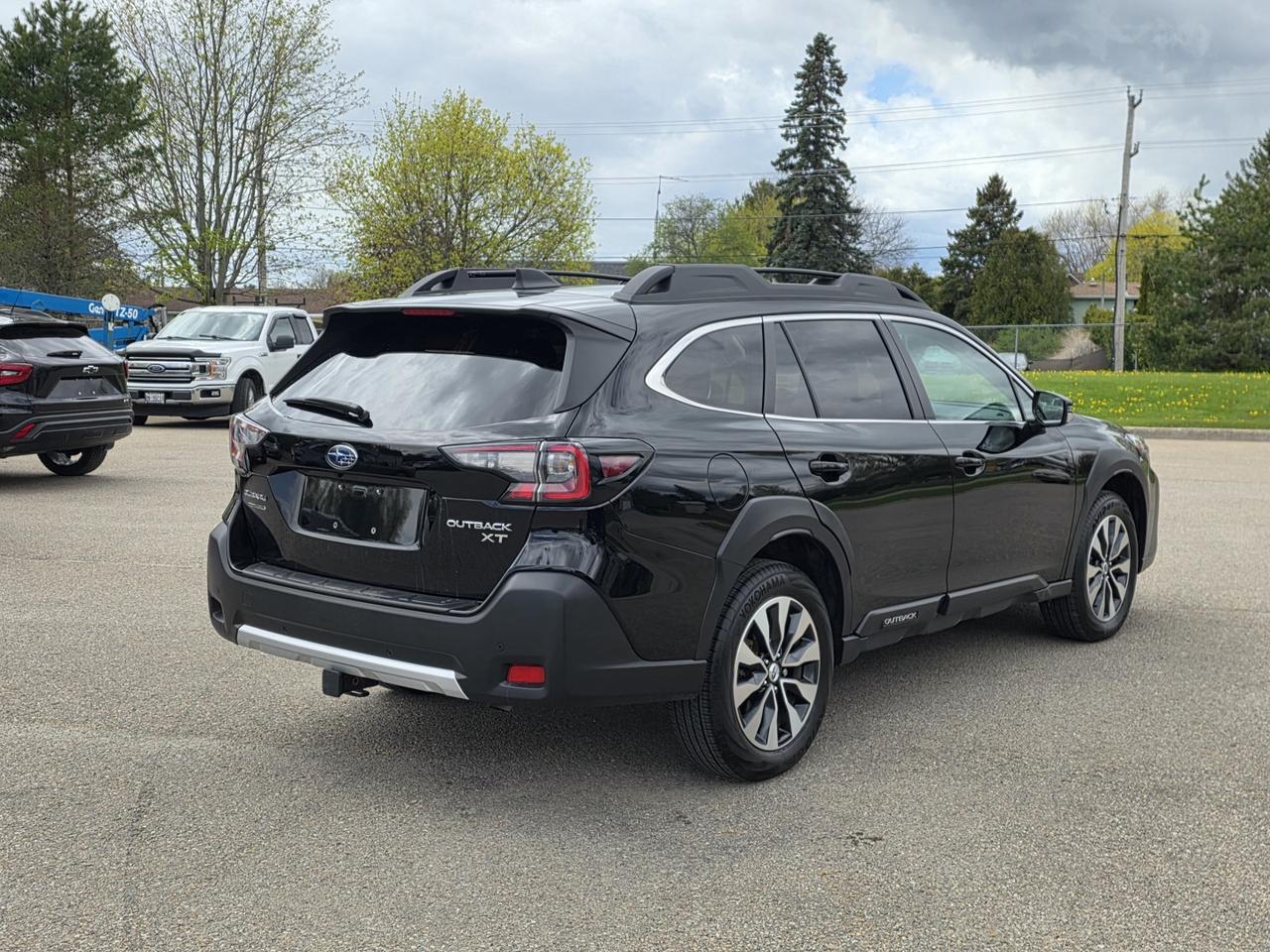 2025 Subaru Outback Limited XT AWD Photo4