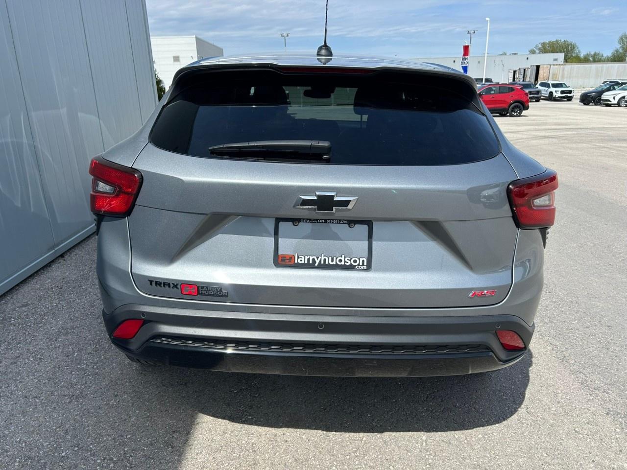 2025 Chevrolet Trax FWD 4dr 1RS Photo
