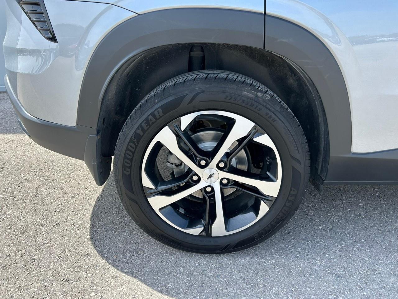2025 Chevrolet Trax FWD 4dr 1RS Photo