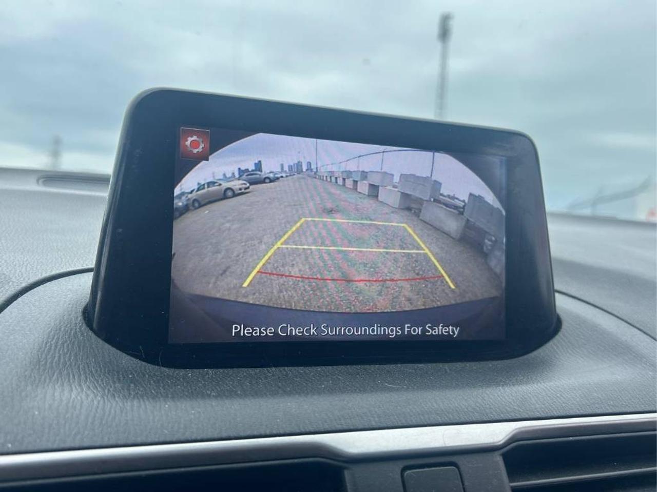 2018 Mazda MAZDA3 GS MANUAL | Sunroof | Backup Camera | BSM | Heated Seats | Heated Steering Photo