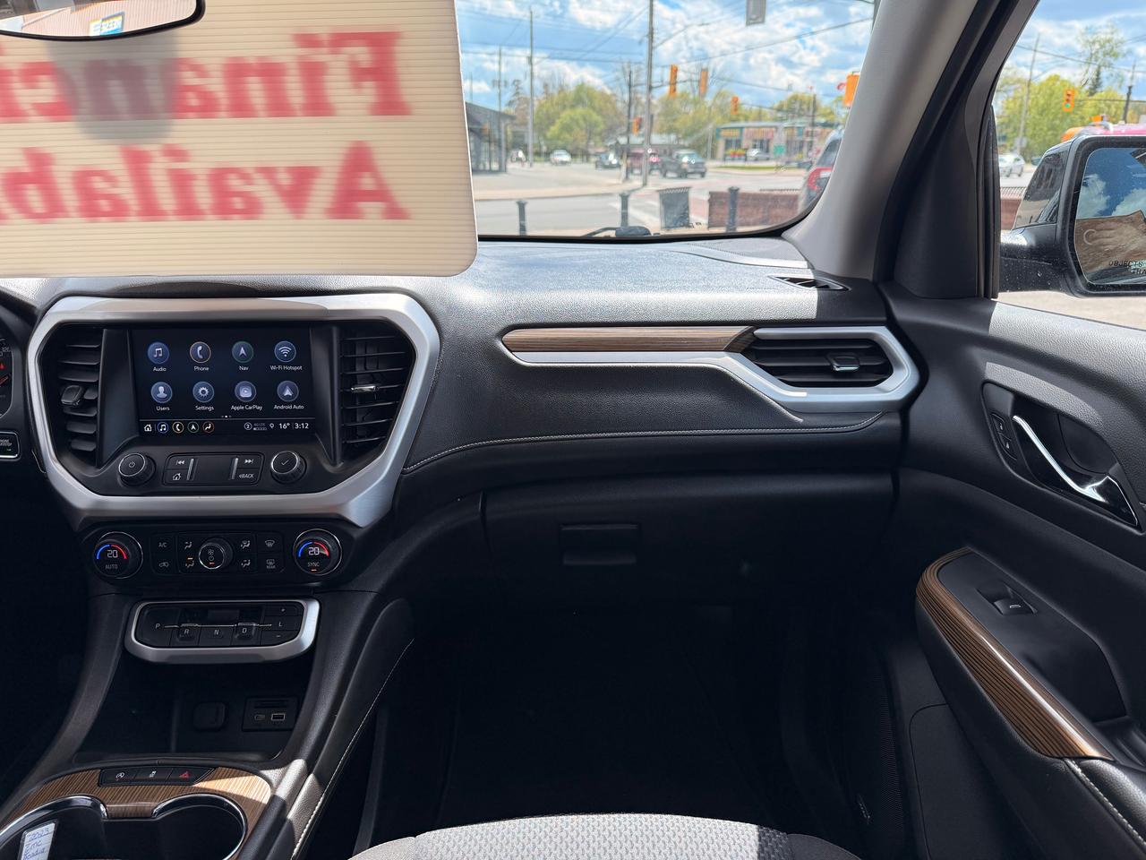 2023 GMC Acadia SLE Photo