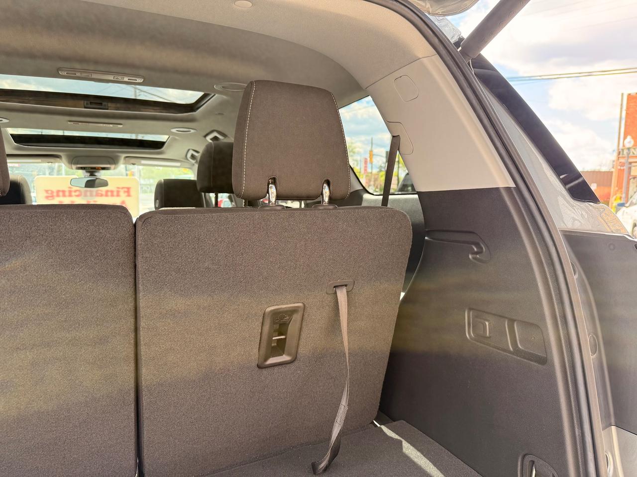 2023 GMC Acadia SLE Photo