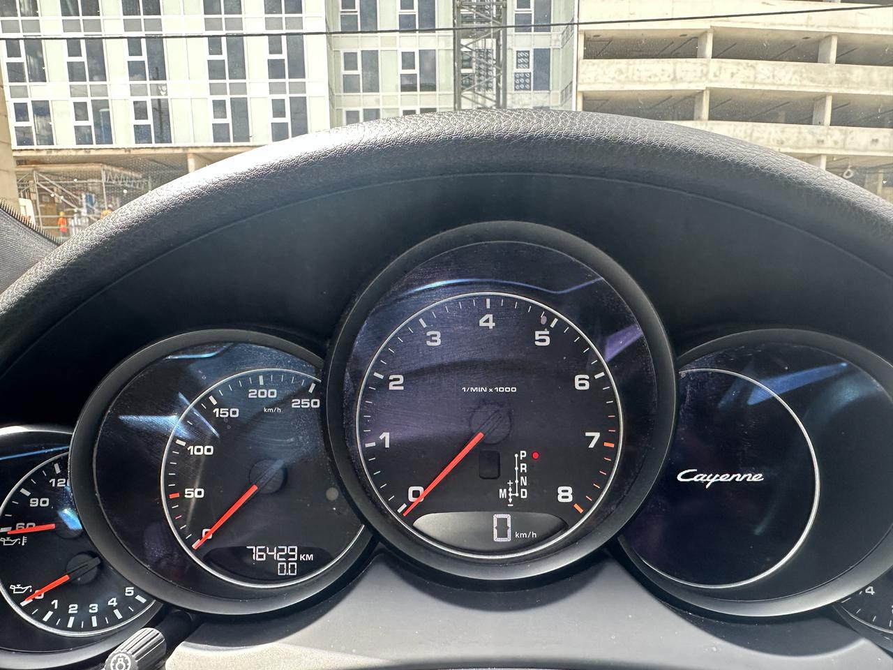 2016 Porsche Cayenne  Photo