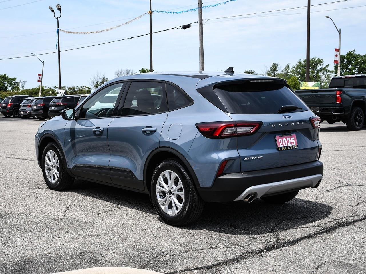 2025 Ford Escape Active Photo