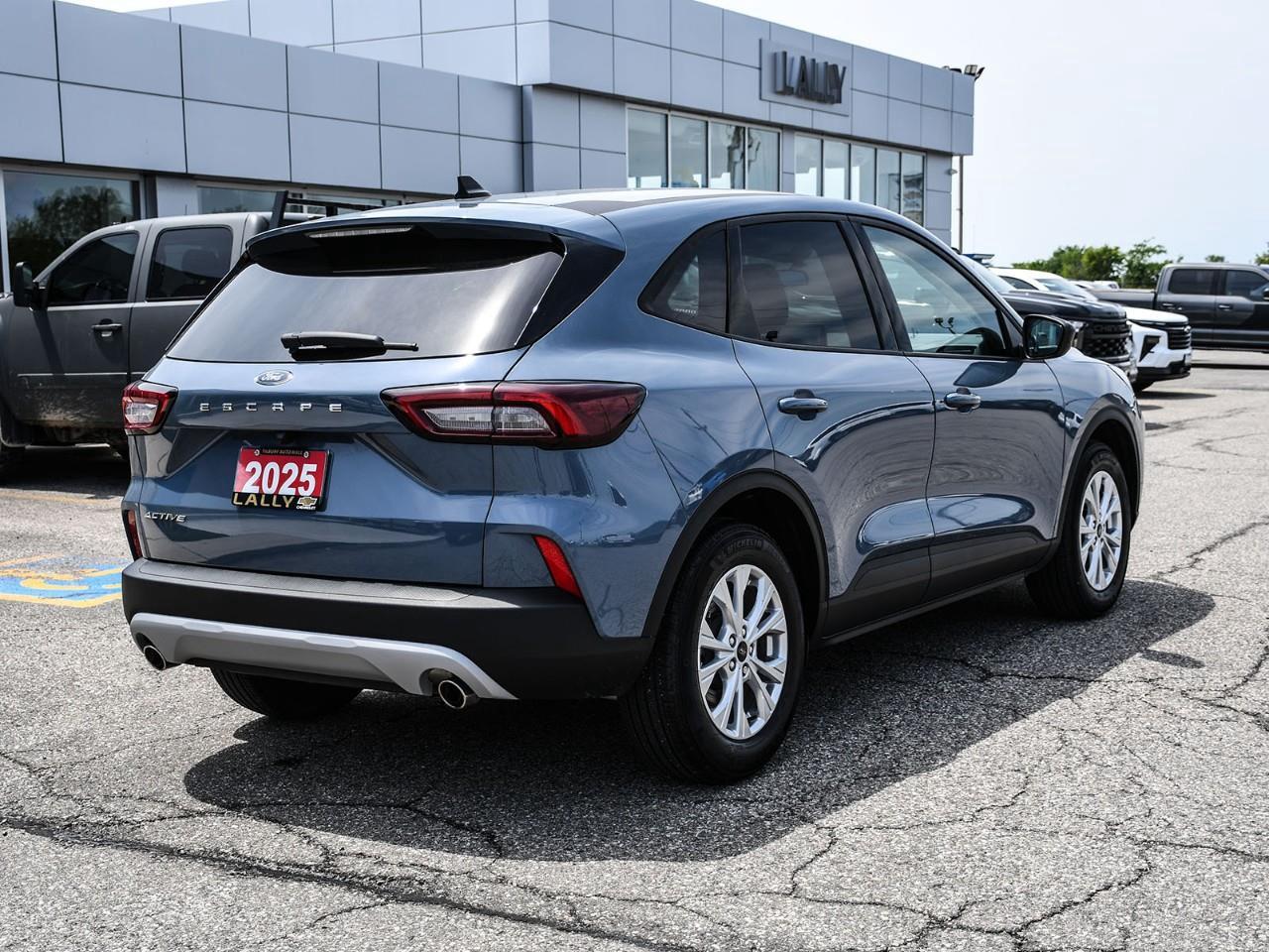 2025 Ford Escape Active Photo