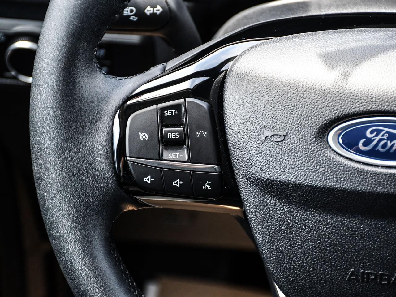 2025 Ford Escape Active Photo