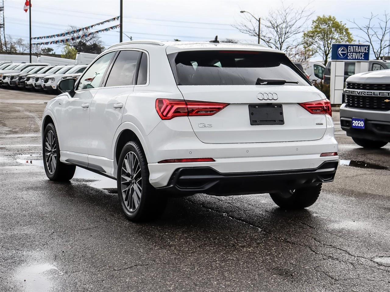2022 Audi Q3 45 Progressiv Photo