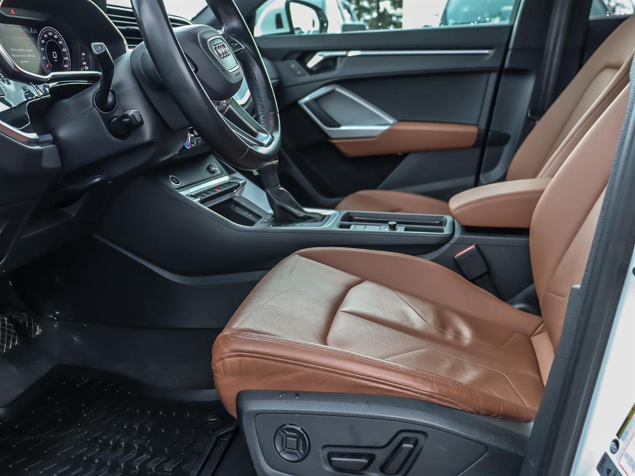2022 Audi Q3 45 Progressiv Photo