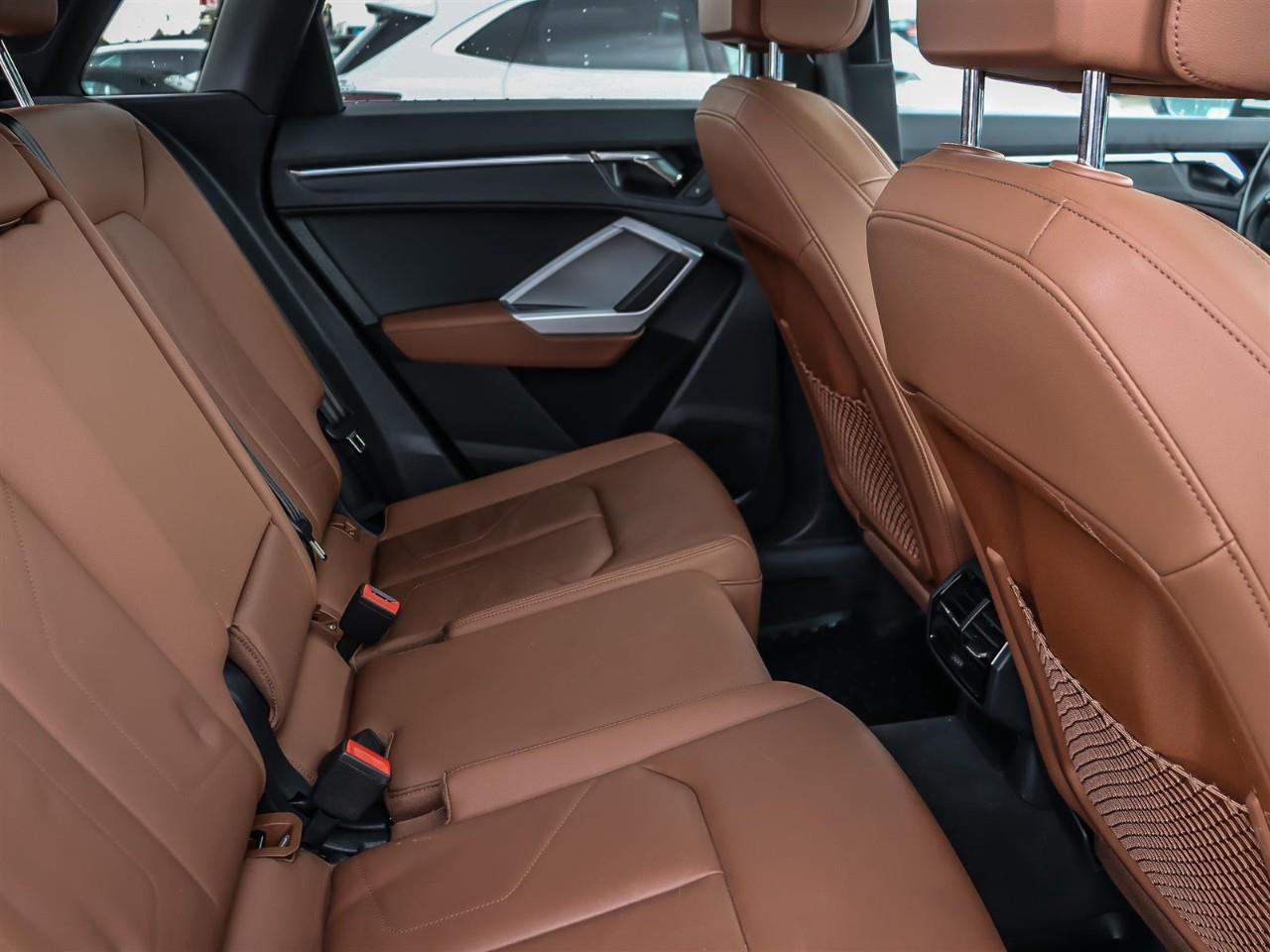 2022 Audi Q3 45 Progressiv Photo