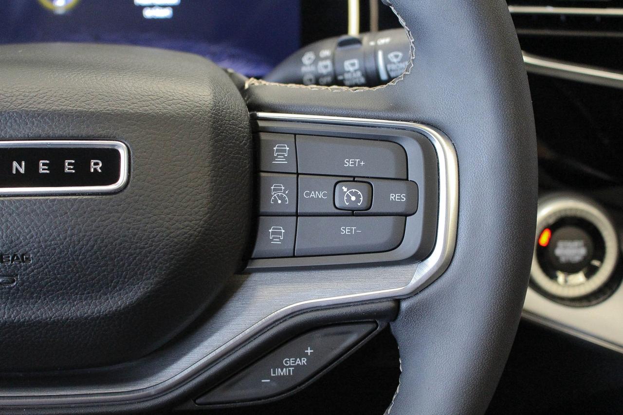 2023 Jeep Wagoneer Series II LEATHER SEATS - ALPINE AUDIO - 360 DEGREE CAMERA Photo