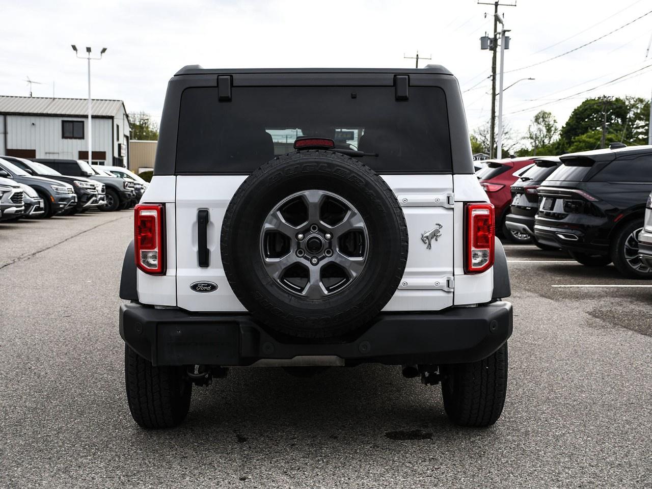 2023 Ford Bronco Big Bend 4 Door 4x4 Photo4