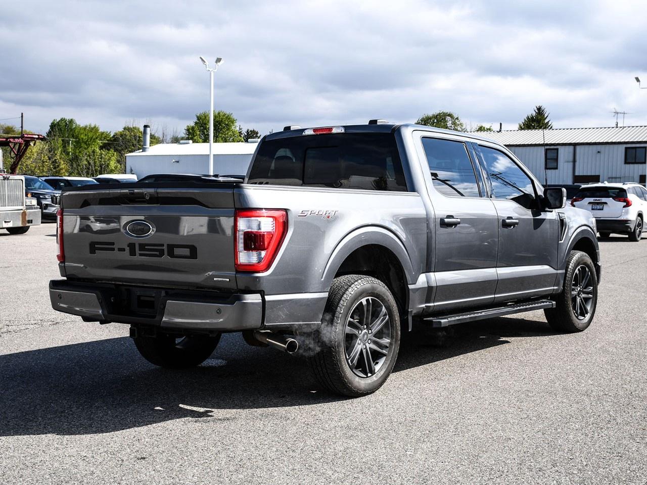 2023 Ford F-150 Lariat 4WD SuperCrew 5.5' Box Photo