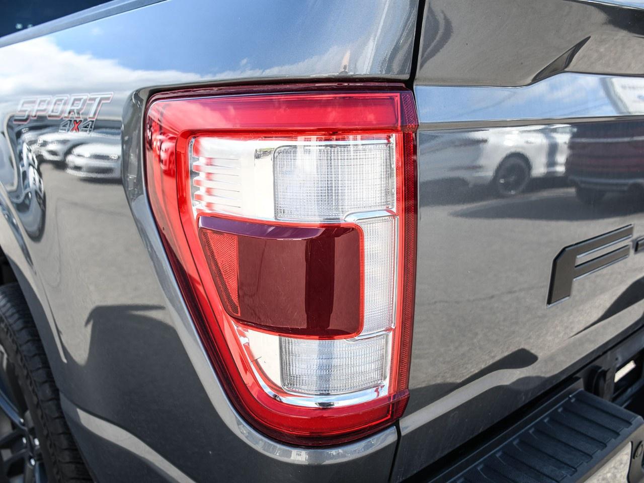 2023 Ford F-150 Lariat 4WD SuperCrew 5.5' Box Photo