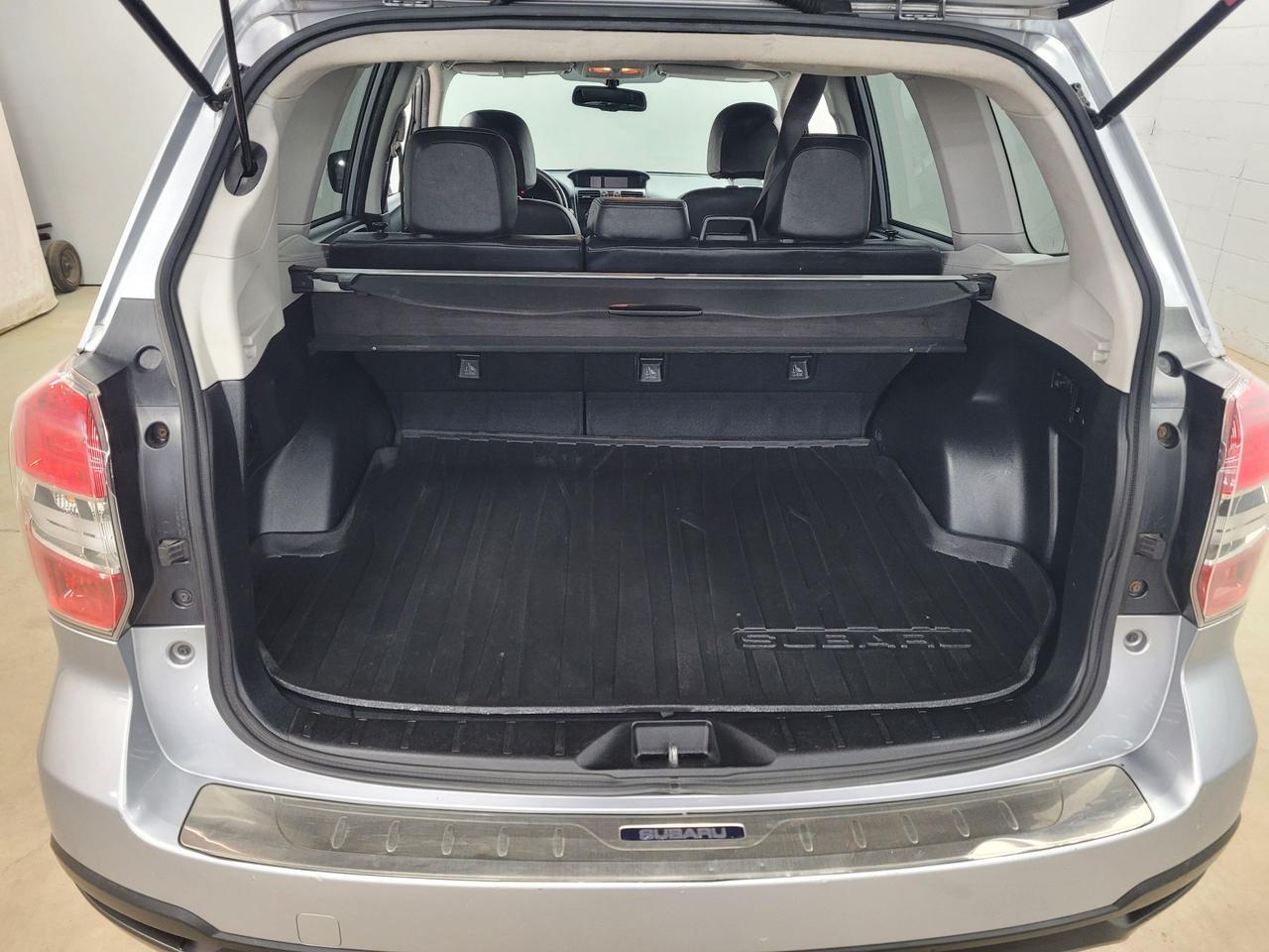 2014 Subaru Forester i Touring Photo