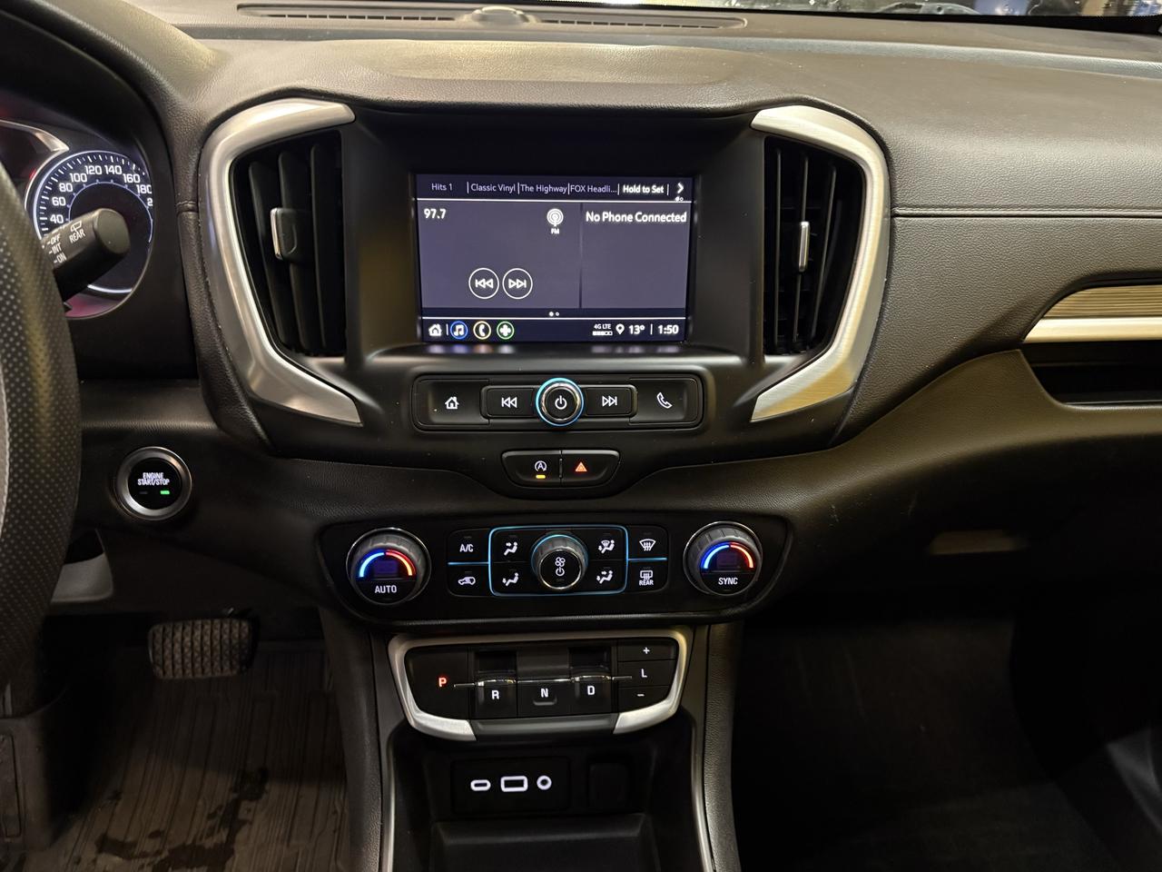 2024 GMC Terrain SLE Photo