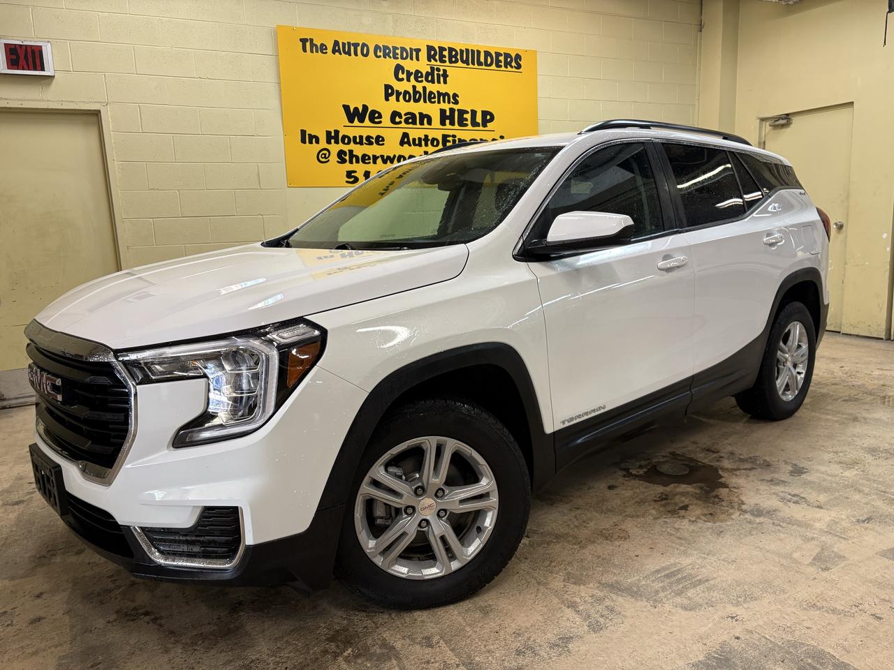 2024 GMC Terrain SLE Photo1