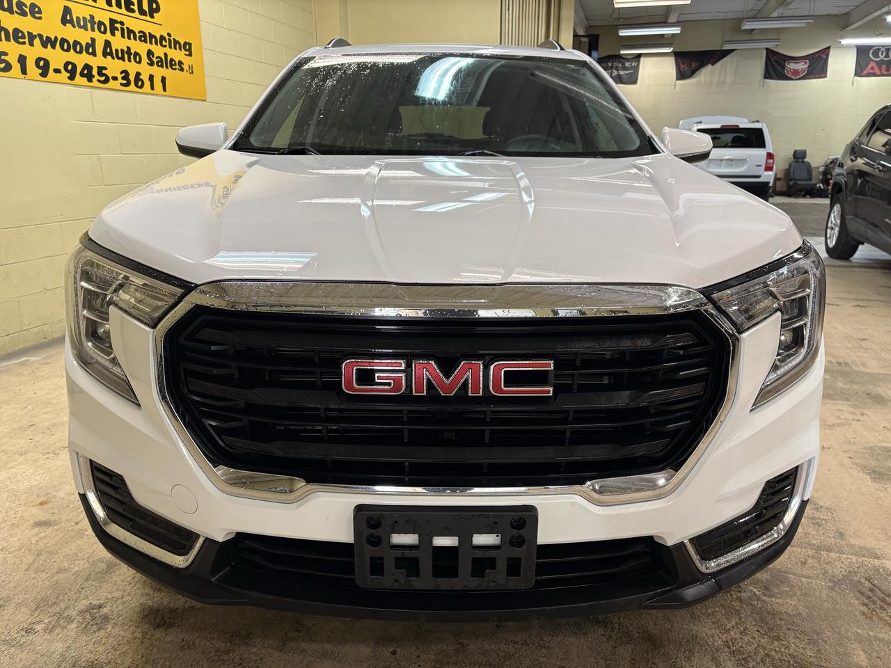 2024 GMC Terrain SLE Photo