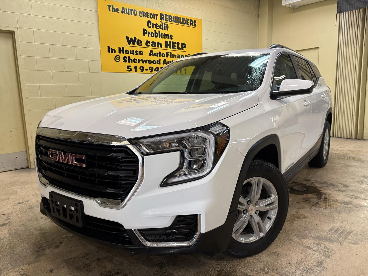 2024 GMC Terrain SLE Photo
