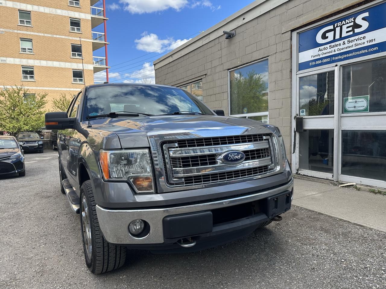 2013 Ford F-150 XLT Photo