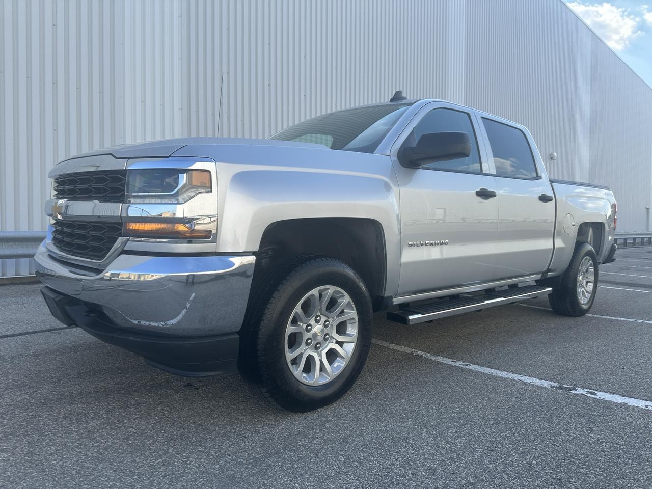 2018 Chevrolet Silverado 1500 4WD Crew Cab  LS Photo