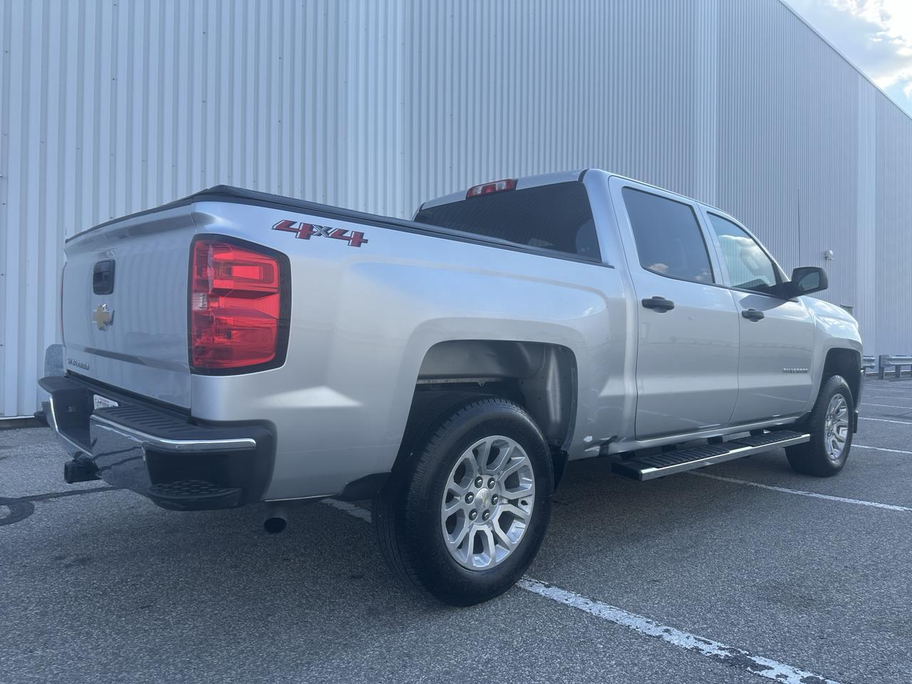 2018 Chevrolet Silverado 1500 4WD Crew Cab  LS Photo