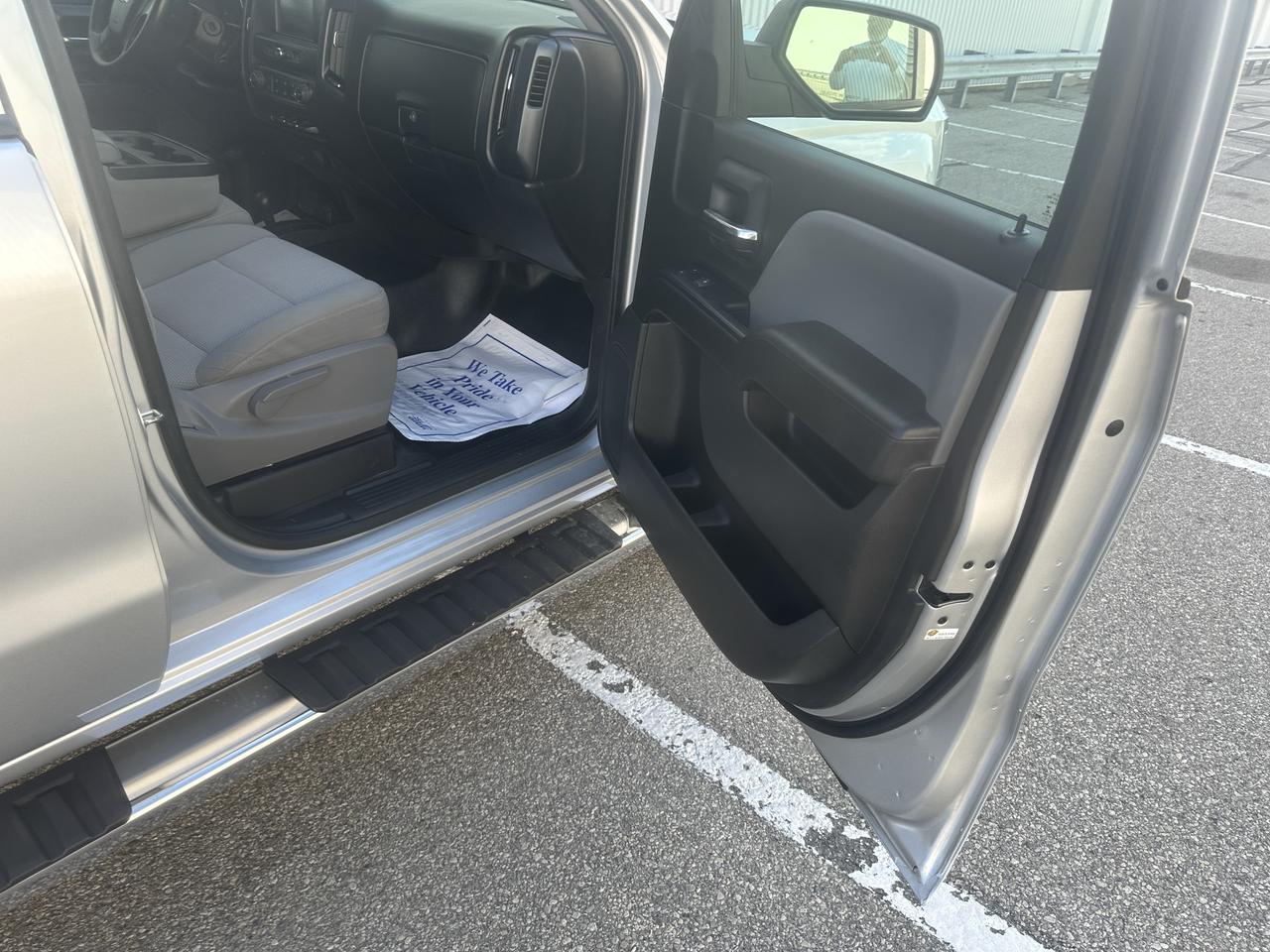 2018 Chevrolet Silverado 1500 4WD Crew Cab  LS Photo