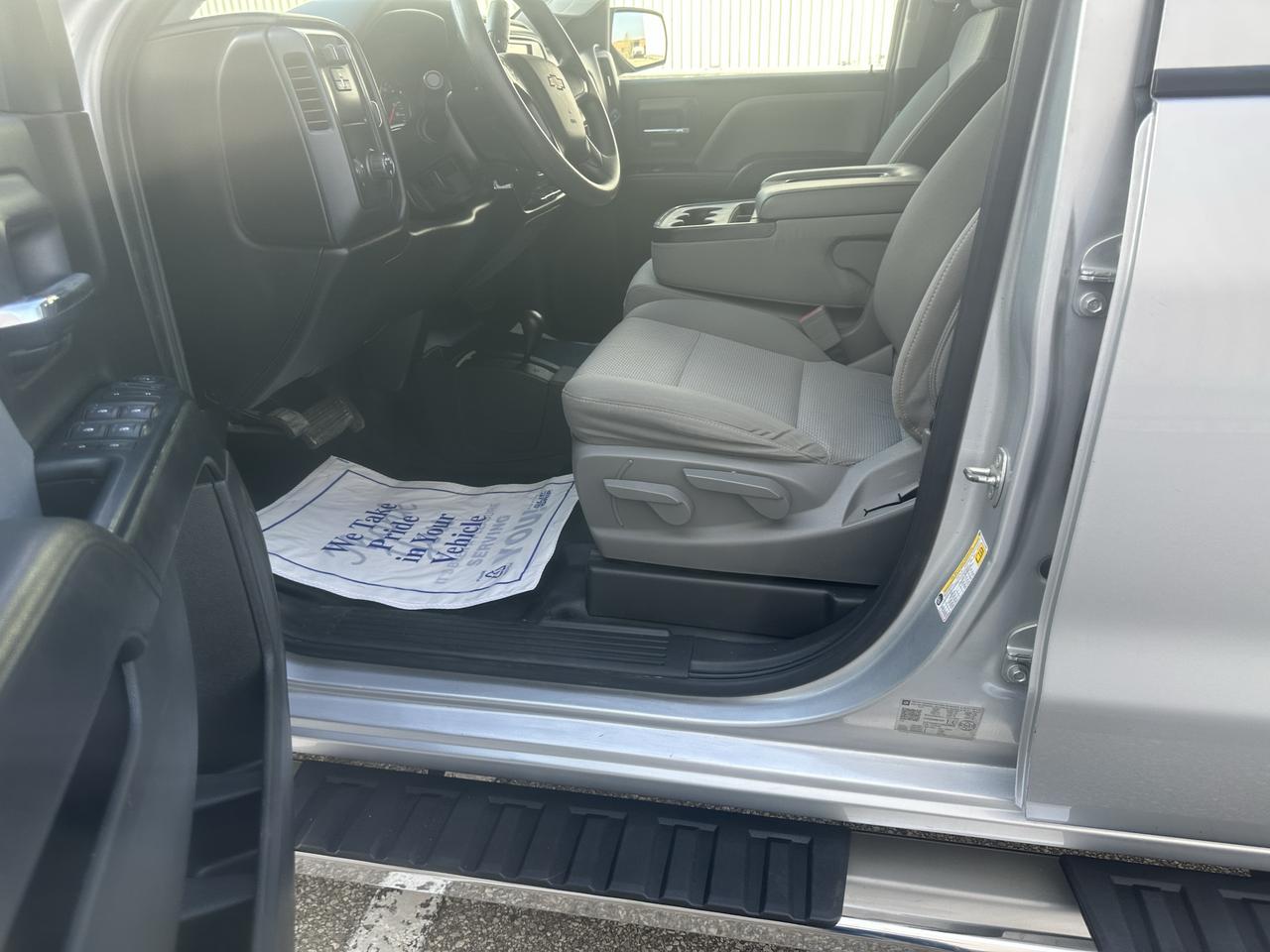 2018 Chevrolet Silverado 1500 4WD Crew Cab  LS Photo
