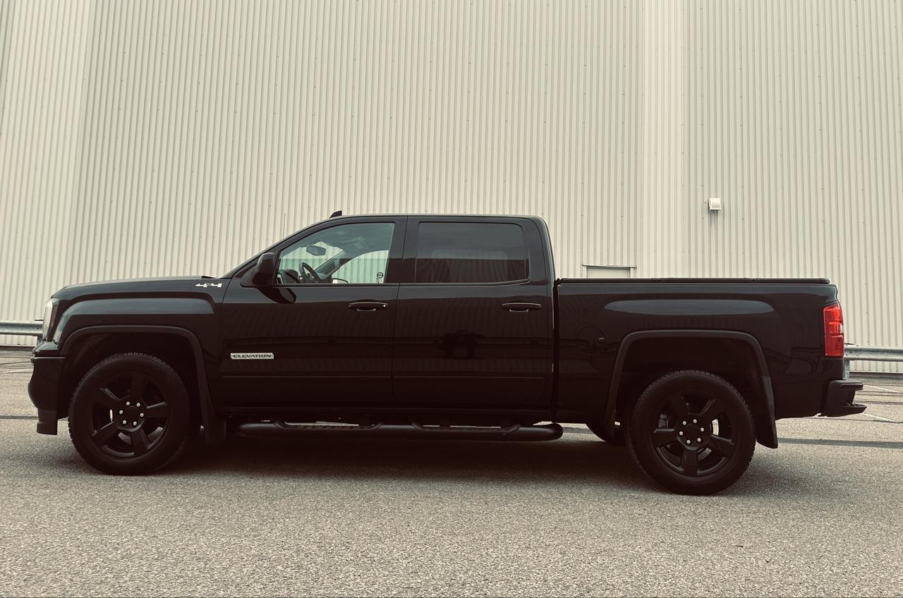 2017 GMC Sierra 1500 Crew Cab SLE Elevation Pkg Triple Black Loaded Photo