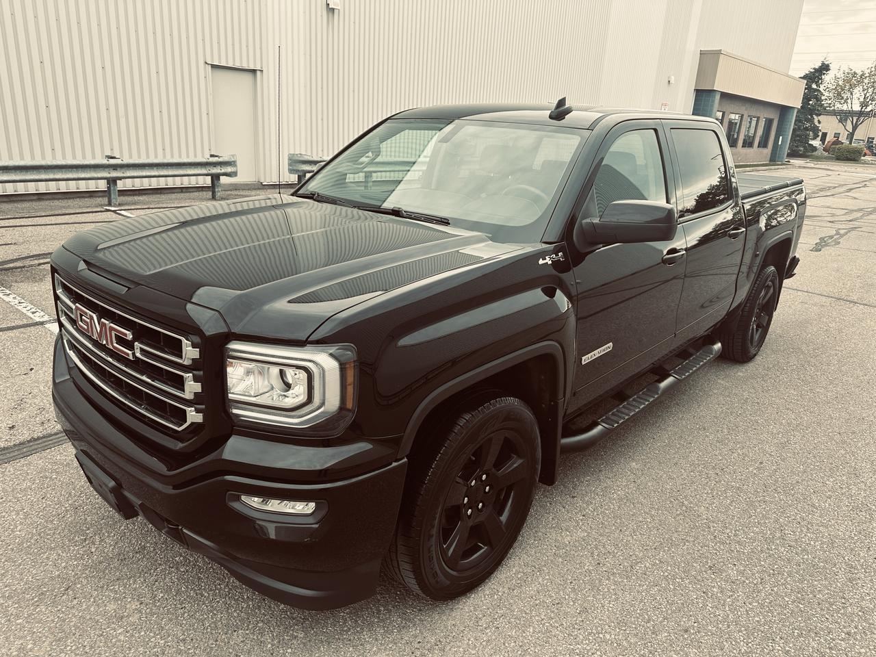 2017 GMC Sierra 1500 Crew Cab SLE Elevation Pkg Triple Black Loaded Photo