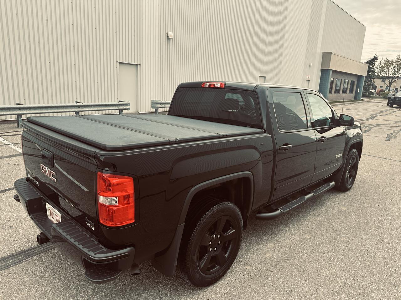 2017 GMC Sierra 1500 Crew Cab SLE Elevation Pkg Triple Black Loaded Photo