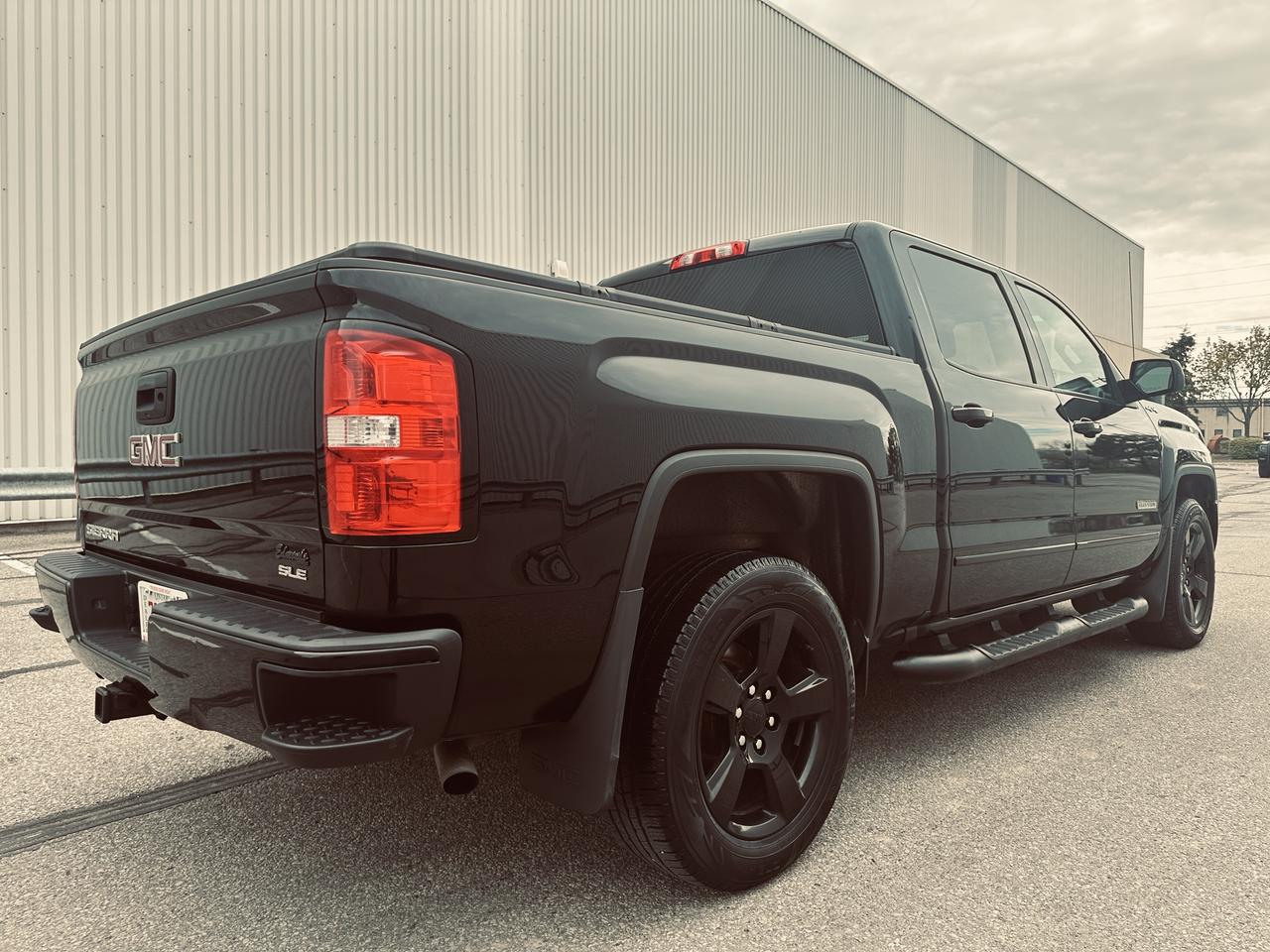 2017 GMC Sierra 1500 Crew Cab SLE Elevation Pkg Triple Black Loaded Photo