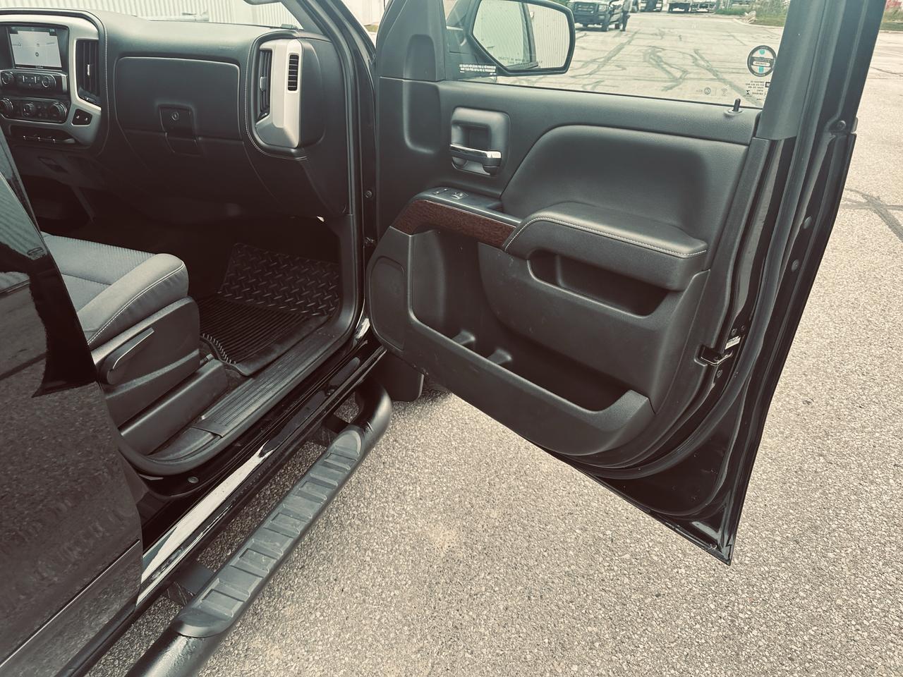 2017 GMC Sierra 1500 Crew Cab SLE Elevation Pkg Triple Black Loaded Photo