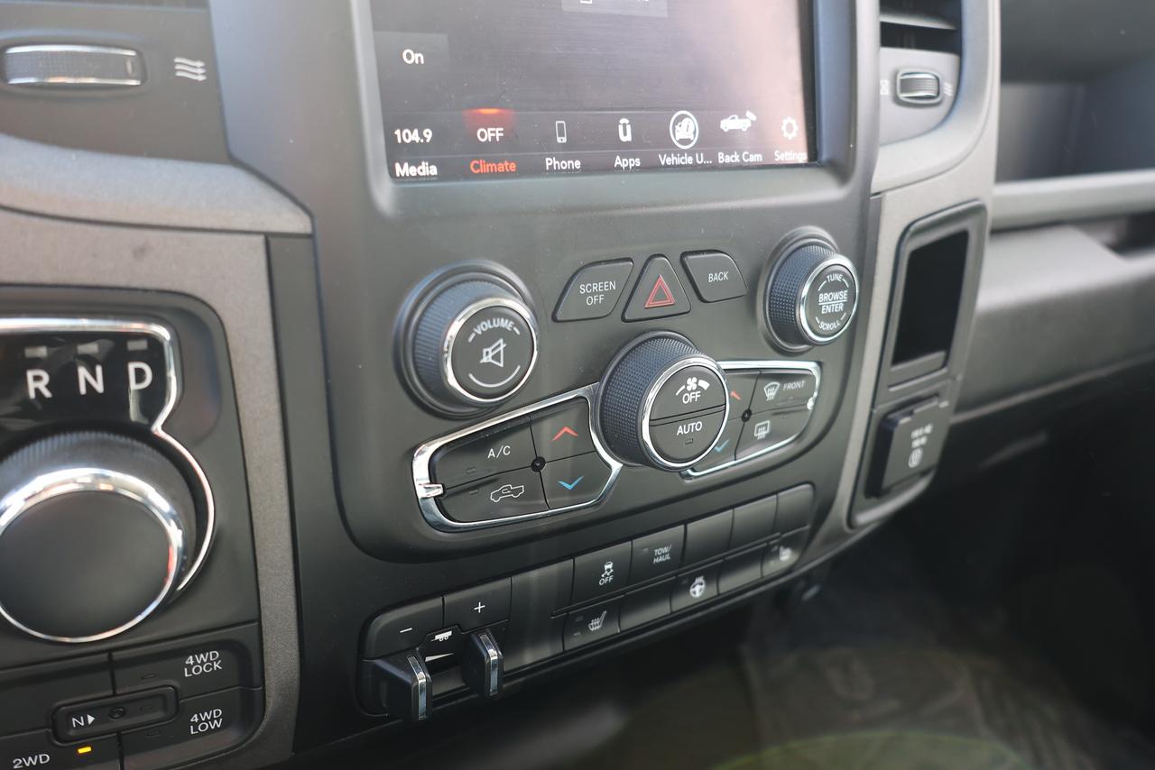 2020 RAM 1500 Classic 5.7L HEMI V8 4x4 - CAMERA|HEATED SEAT|REMOTE START Photo